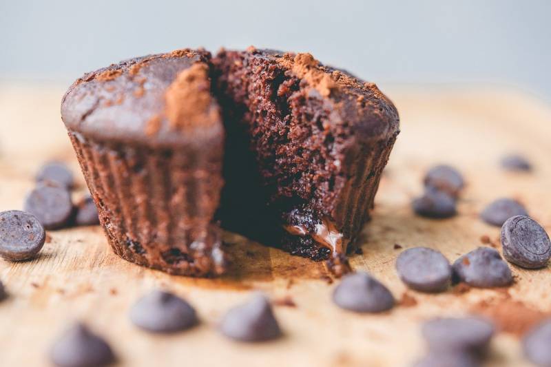 Mise à disposition de distributeurs de snacks, chocolats et gourmandises dans les entreprises autour de Bordeaux, en Gironde